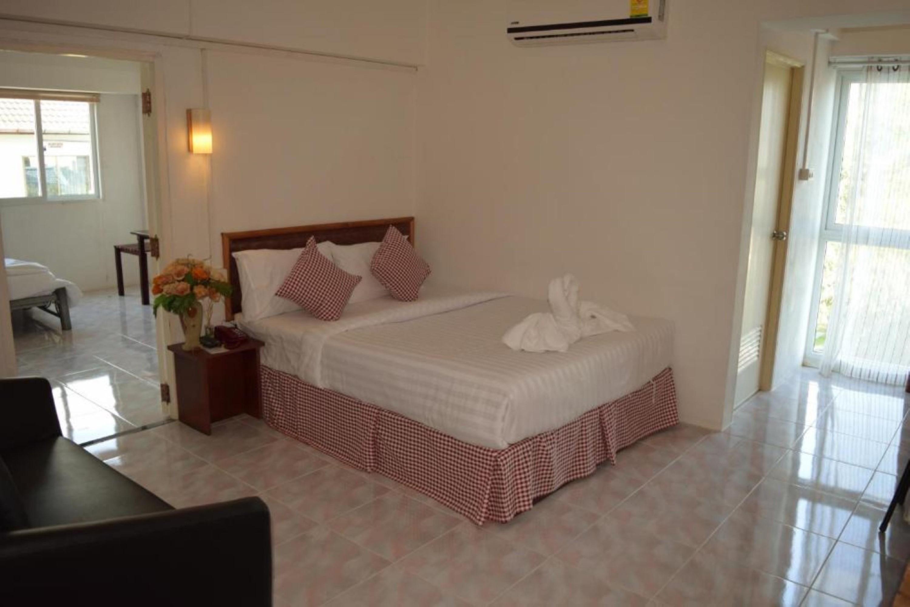 Hotel De Ratt Phuket Zewnętrze zdjęcie