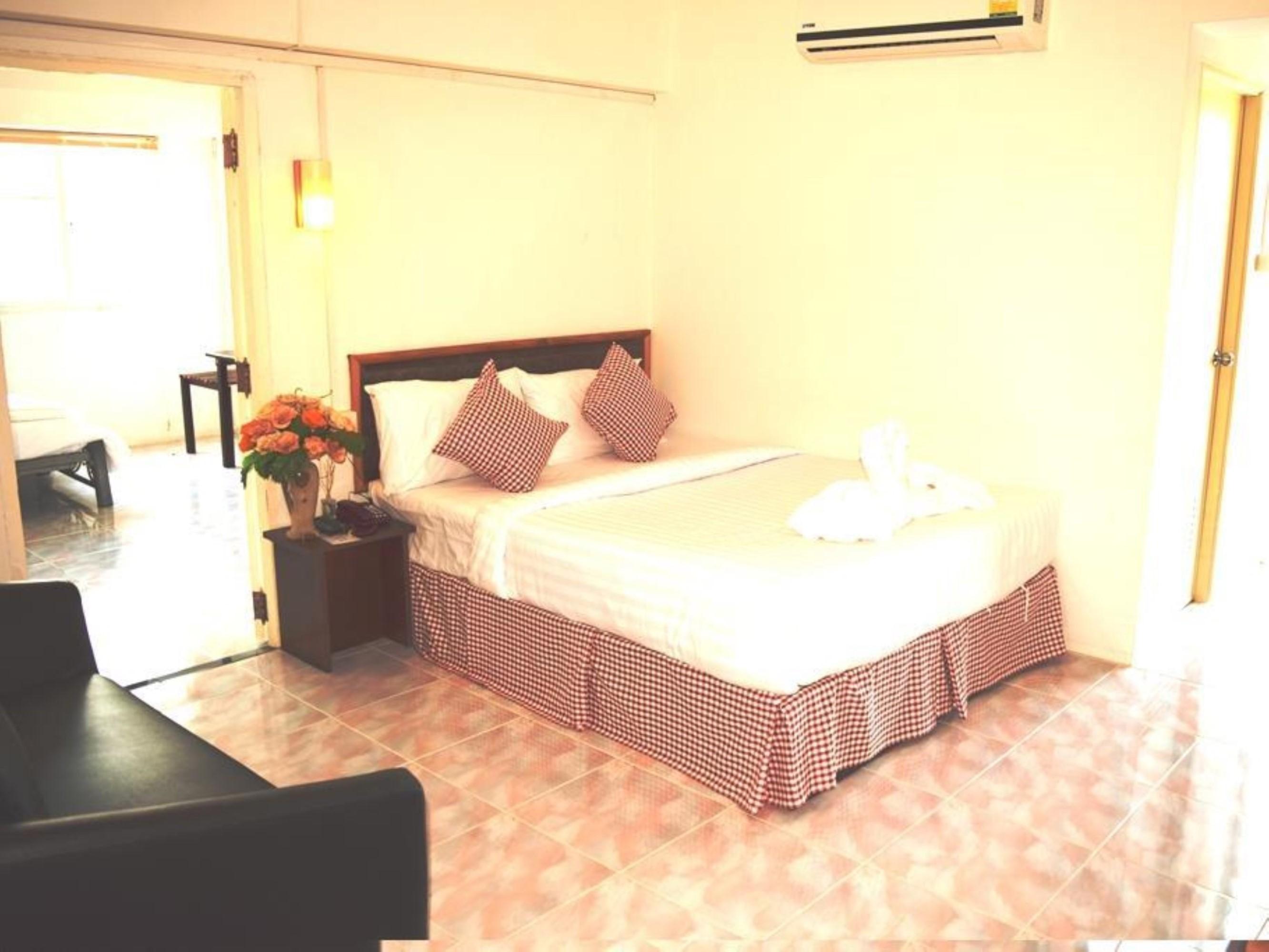 Hotel De Ratt Phuket Zewnętrze zdjęcie