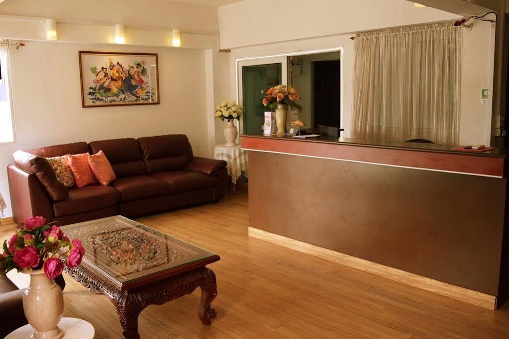 Hotel De Ratt Phuket Zewnętrze zdjęcie