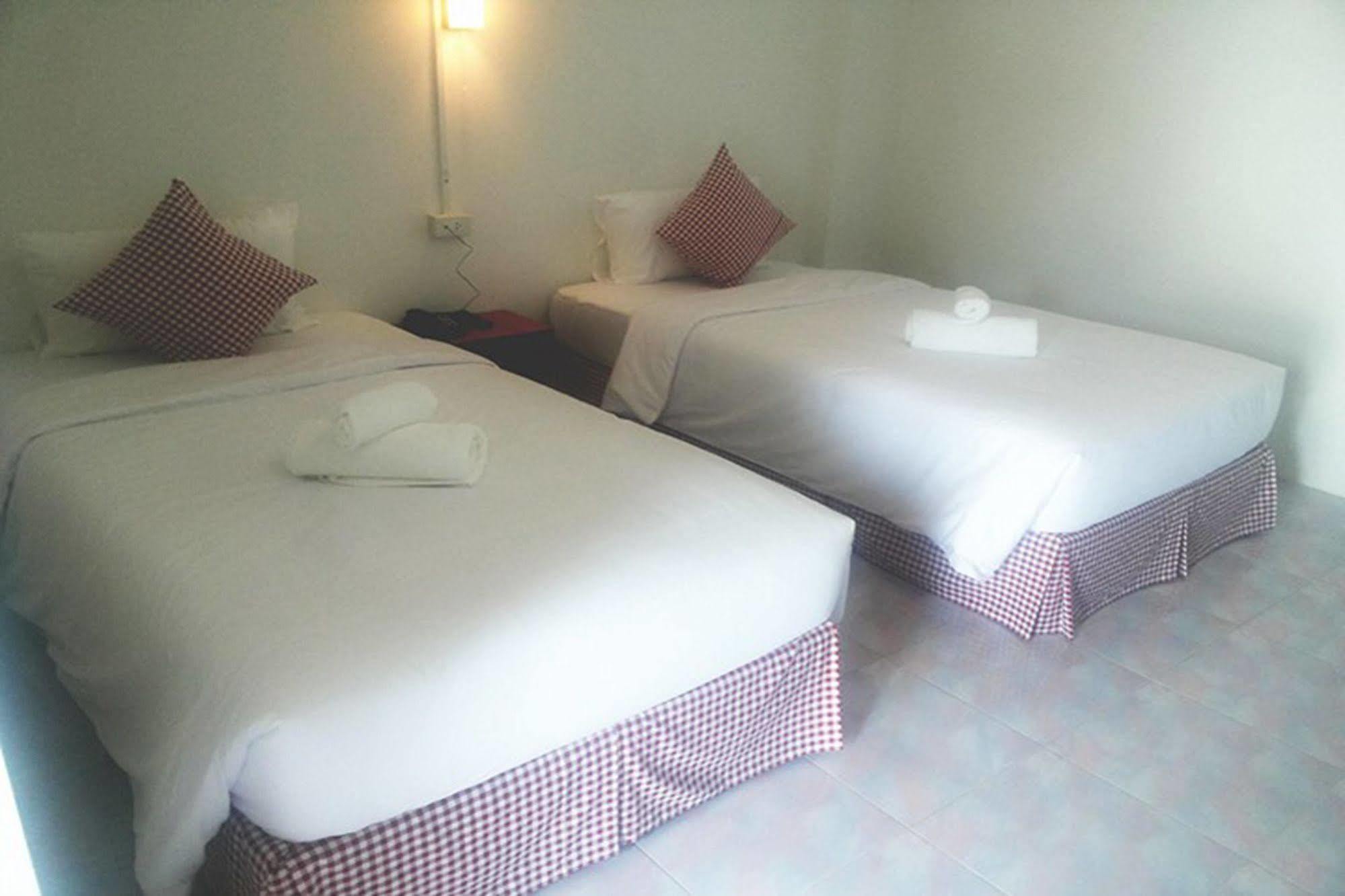 Hotel De Ratt Phuket Zewnętrze zdjęcie