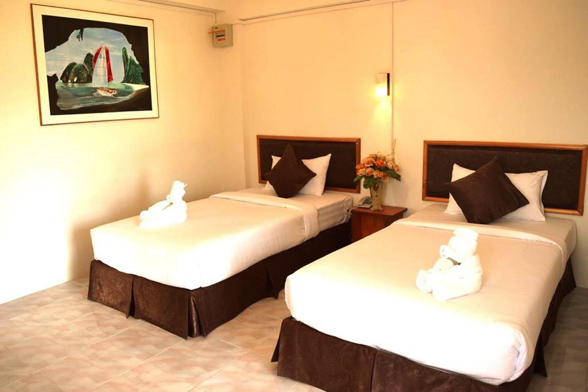 Hotel De Ratt Phuket Zewnętrze zdjęcie