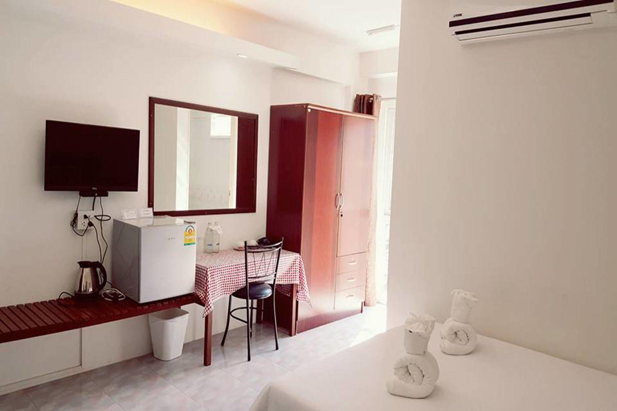 Hotel De Ratt Phuket Zewnętrze zdjęcie