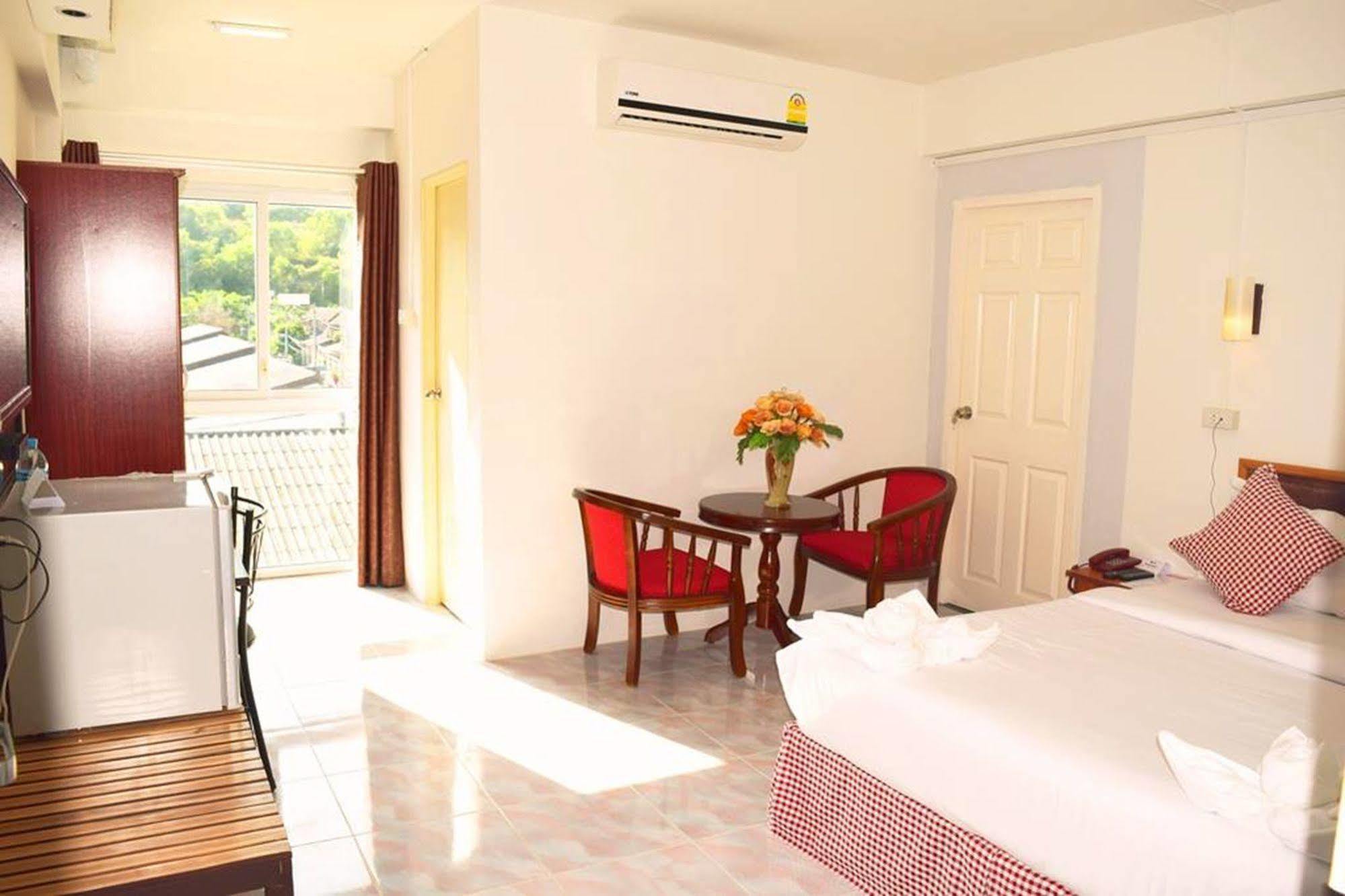 Hotel De Ratt Phuket Zewnętrze zdjęcie